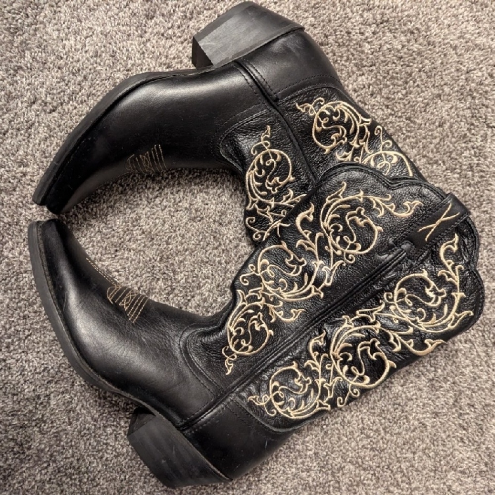 Black Embroidered Women's Boots